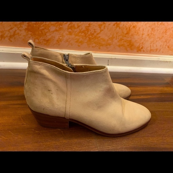 J. CREW Factory Women’s Ankle Boot Size 9 - Picture 3 of 16